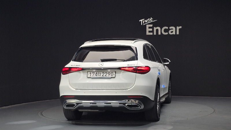 car Mercedes Benz GLC id68165 photo #4