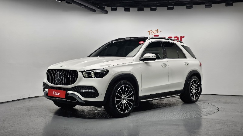 car Mercedes Benz GLE id68178 main photo