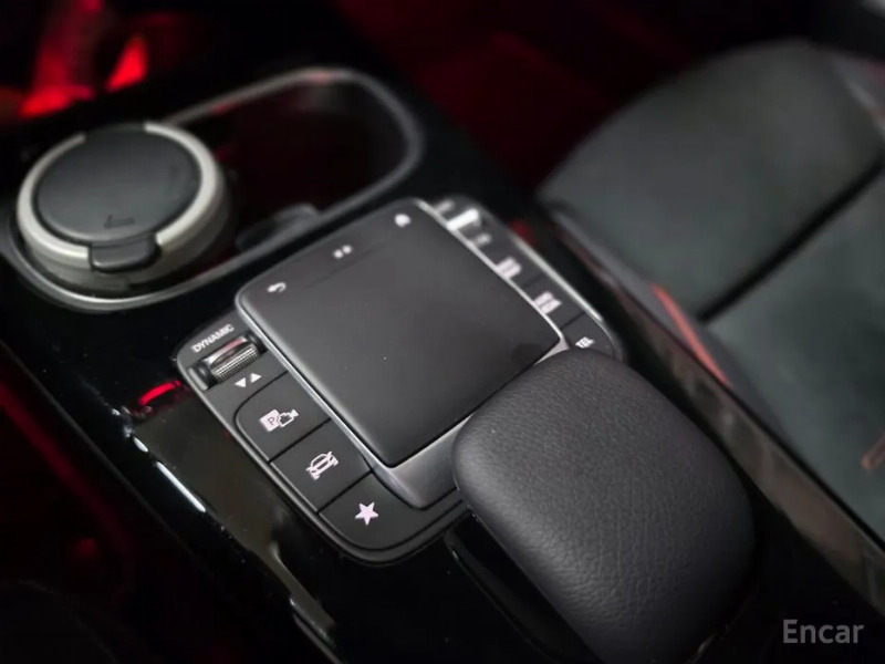 car Mercedes Benz CLA id68211 photo #17