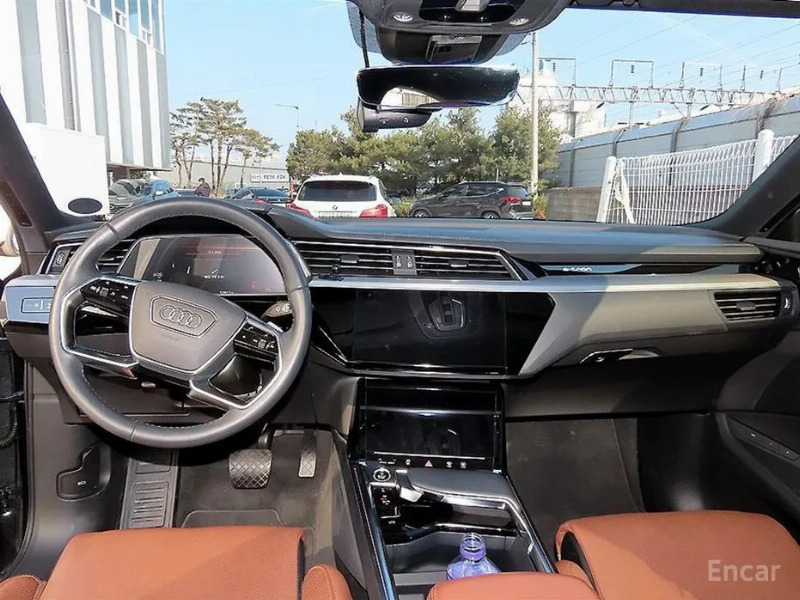 car Audi e-tron id68225 photo #7