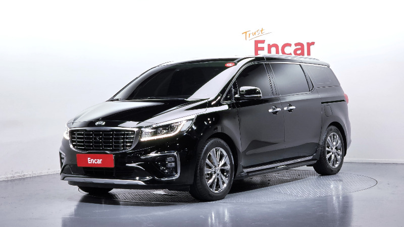 car KIA Carnival id68239 main photo