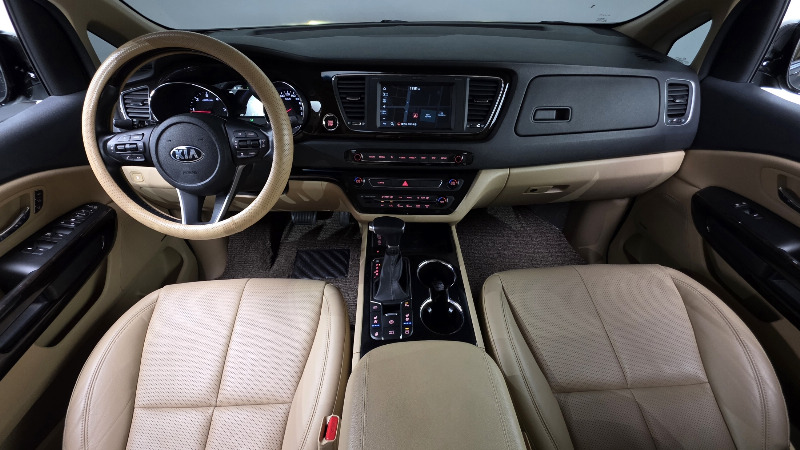 car KIA Carnival id68239 photo #7