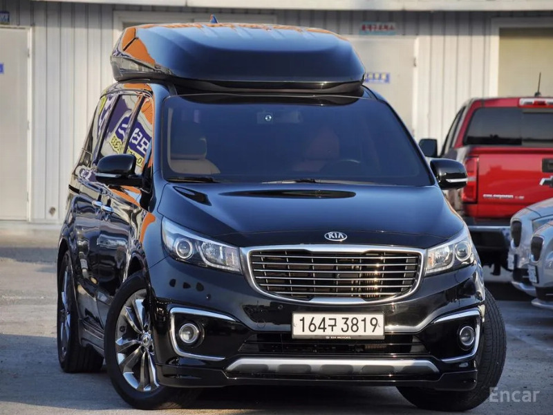 car KIA Carnival id68246 main photo