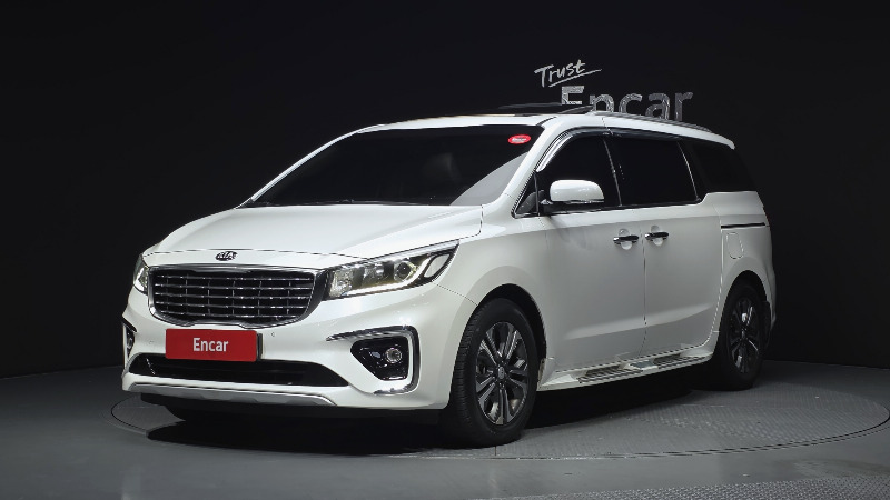 car KIA Carnival id68262 main photo