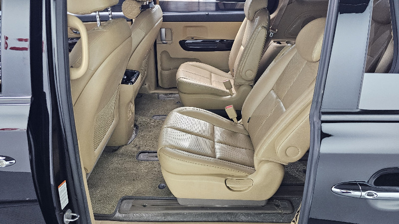 car KIA Carnival id68285 photo #11