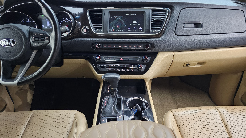 car KIA Carnival id68285 photo #15