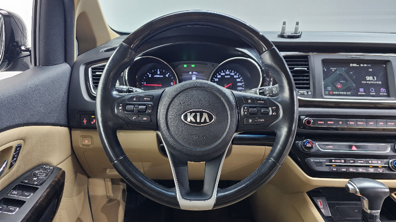 car KIA Carnival id68285 photo #18