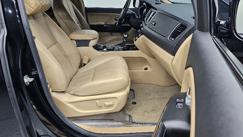 car KIA Carnival id68285 photo #26