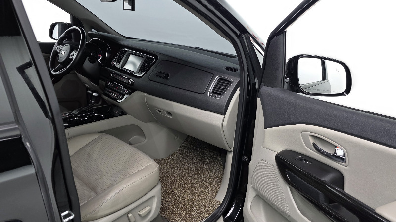 car KIA Carnival id68298 photo #26