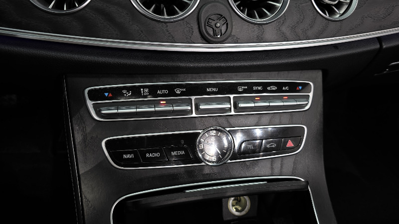 car Mercedes Benz E Class id68314 photo #18
