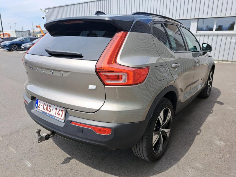 car Volvo XC40 id68365 photo #3