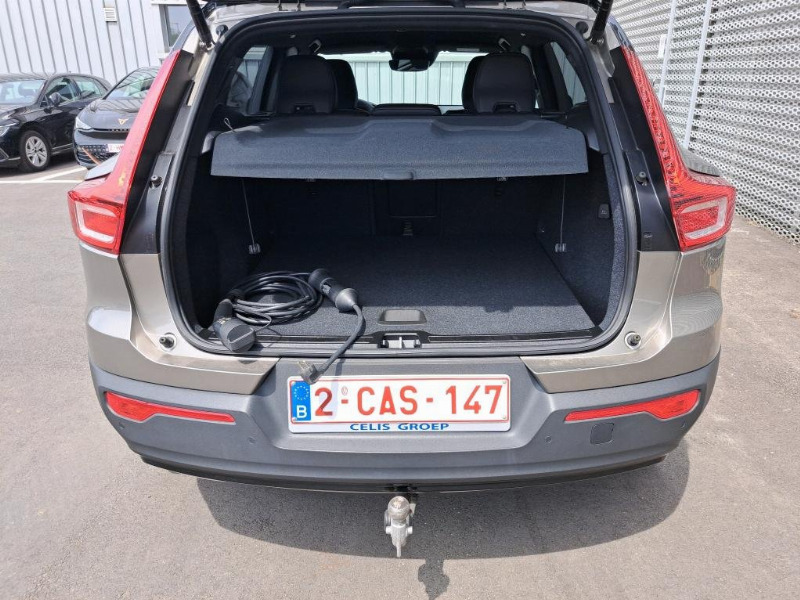 car Volvo XC40 id68365 photo #8