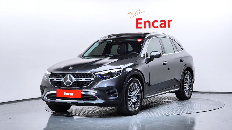 car Mercedes Benz GLC id68387 main photo