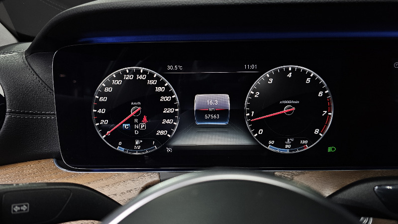 car Mercedes Benz E Class id68396 photo #8