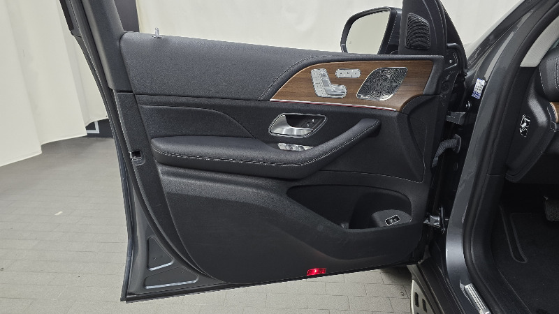 car Mercedes Benz GLE id68405 photo #24