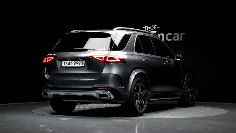 car Mercedes Benz GLE id68407 photo #2
