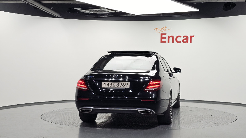 car Mercedes Benz E Class id68410 photo #4
