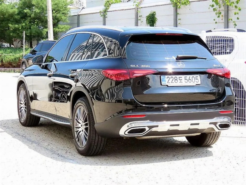 car Mercedes Benz GLC id68444 photo #4