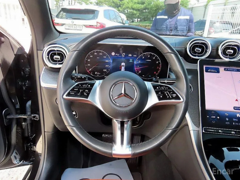 car Mercedes Benz GLC id68444 photo #8
