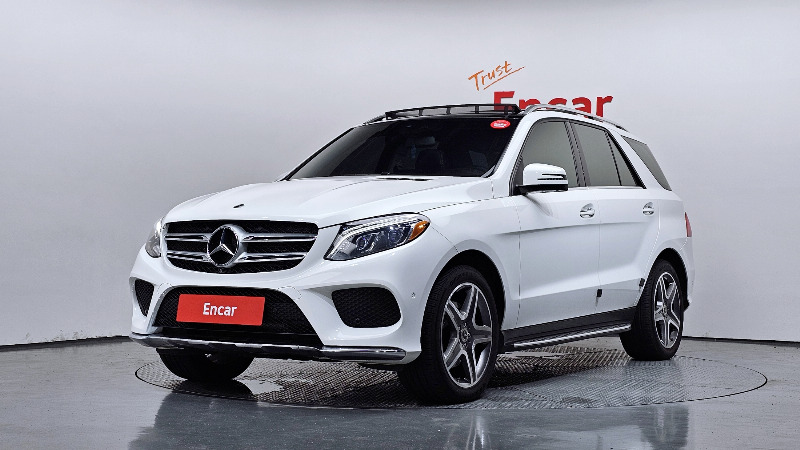 car Mercedes Benz GLE id68446 main photo