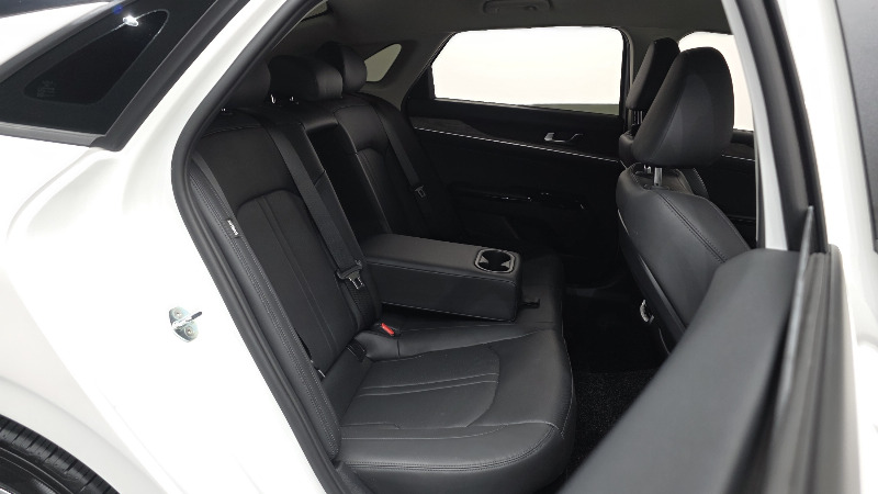 car KIA K5 id68459 photo #11