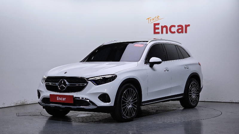 car Mercedes Benz GLC id68482 main photo