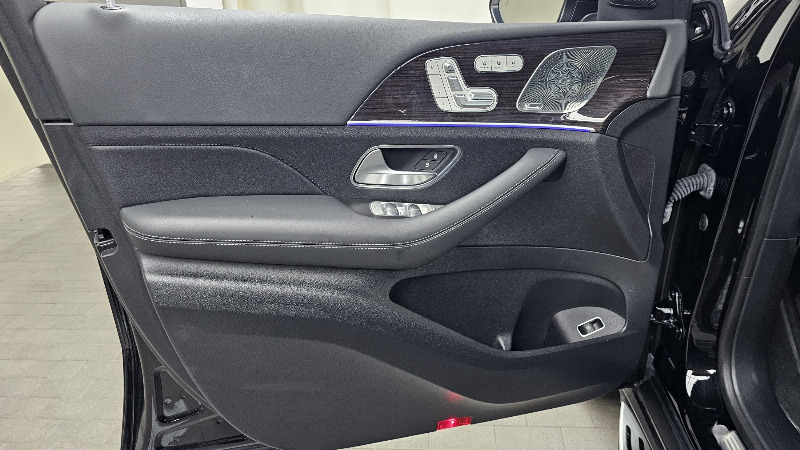 car Mercedes Benz GLE id68488 photo #24
