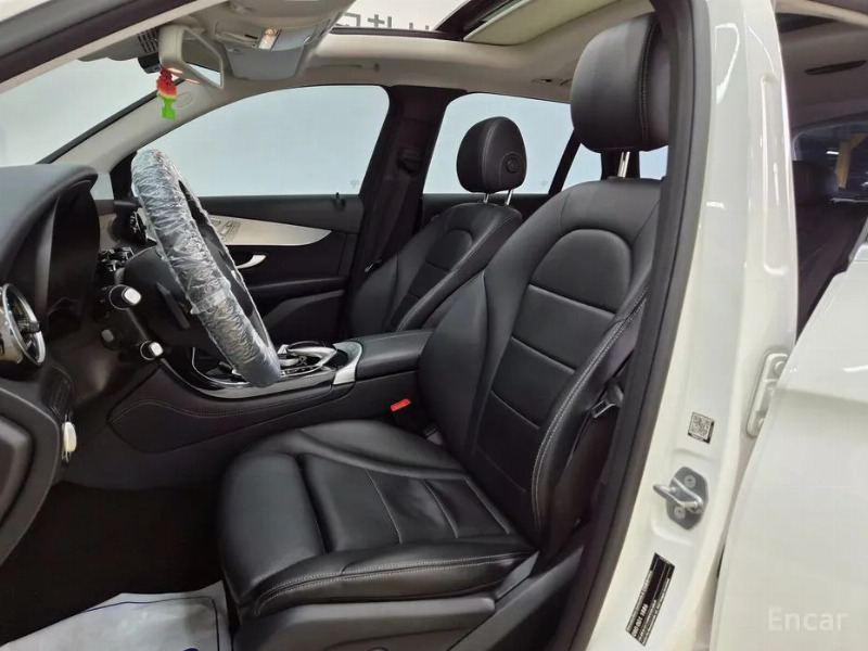 car Mercedes Benz GLC id68492 photo #11