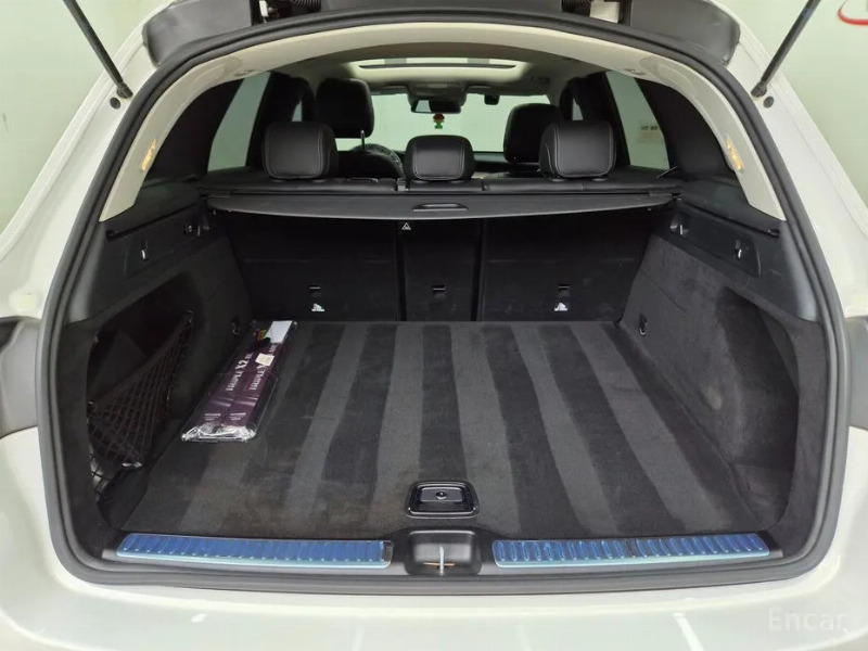 car Mercedes Benz GLC id68492 photo #13