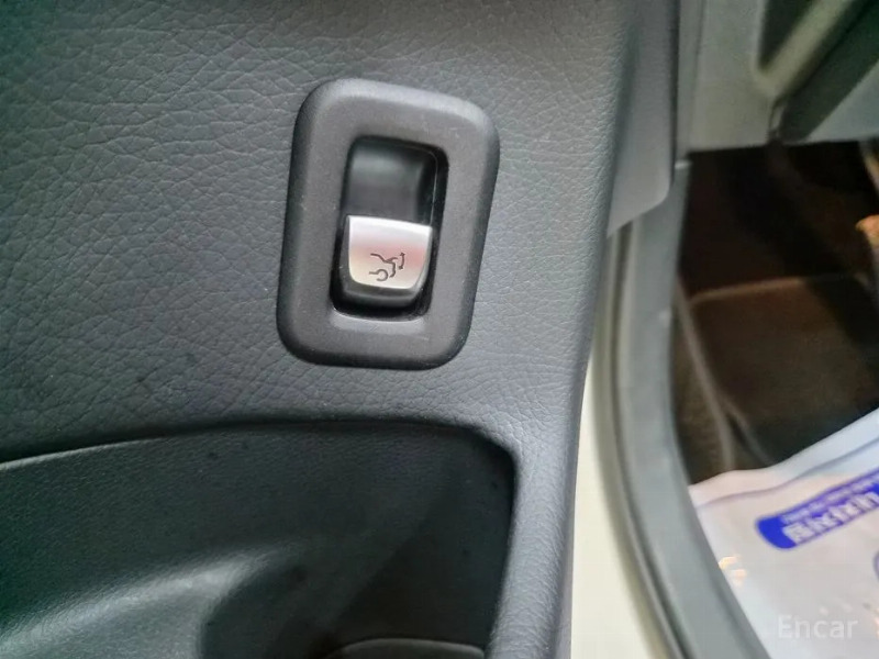 car Mercedes Benz GLC id68492 photo #18