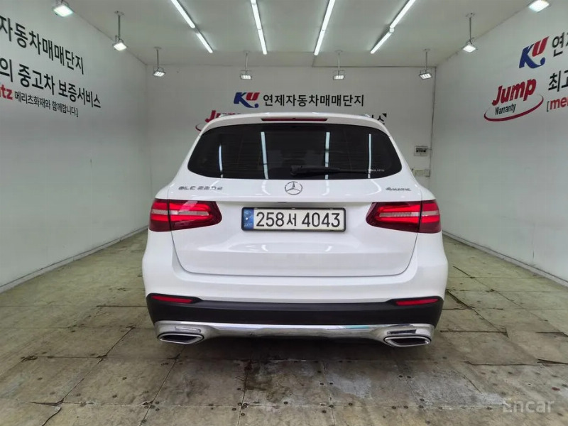 car Mercedes Benz GLC id68492 photo #4