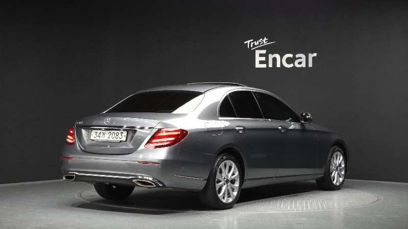car Mercedes Benz E Class id68504 photo #2