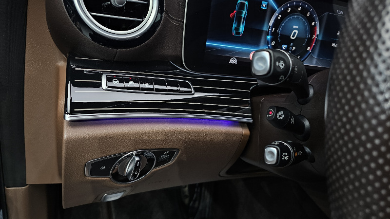 car Mercedes Benz E Class id68520 photo #14