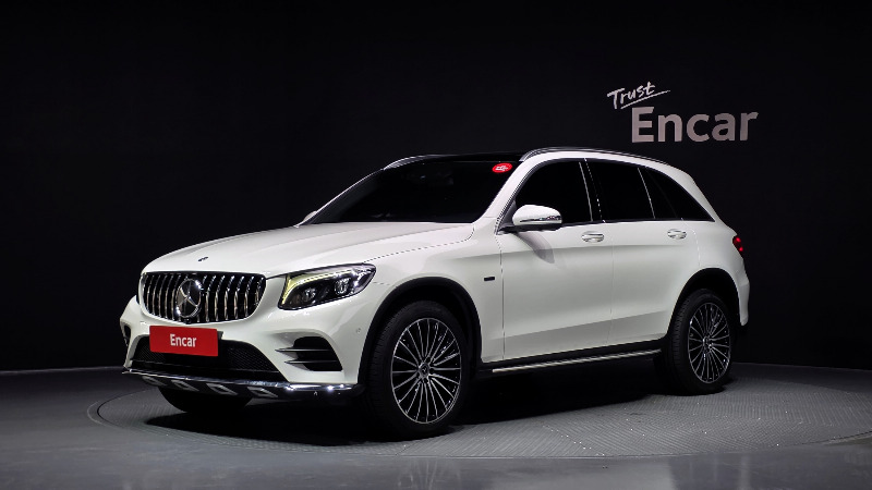 car Mercedes Benz GLC id68533 main photo