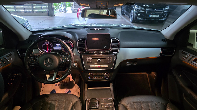 car Mercedes Benz GLE id68539 photo #7
