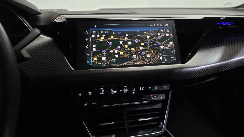 car Audi e-tron GT id68557 photo #14