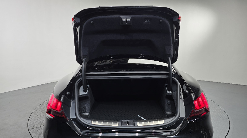 car Audi e-tron GT id68557 photo #20