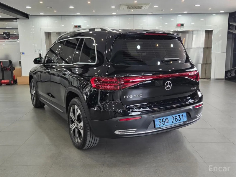 car Mercedes Benz EQB id68581 photo #7