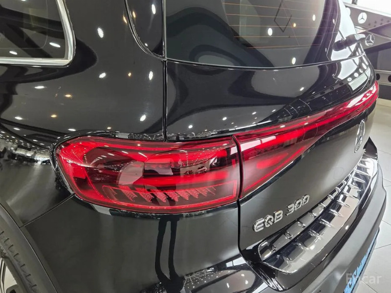 car Mercedes Benz EQB id68581 photo #8