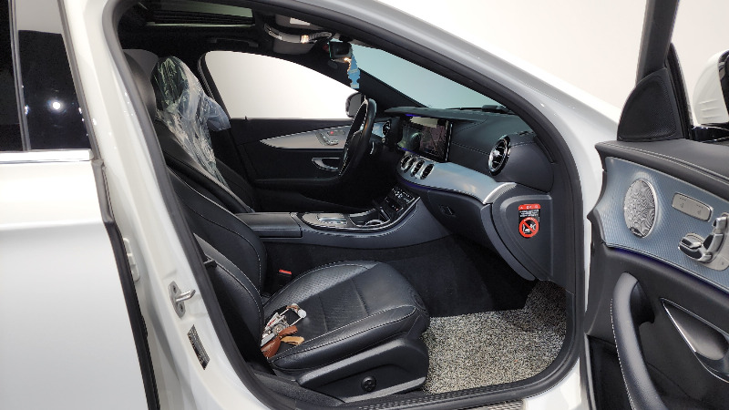 car Mercedes Benz E Class id68587 photo #11