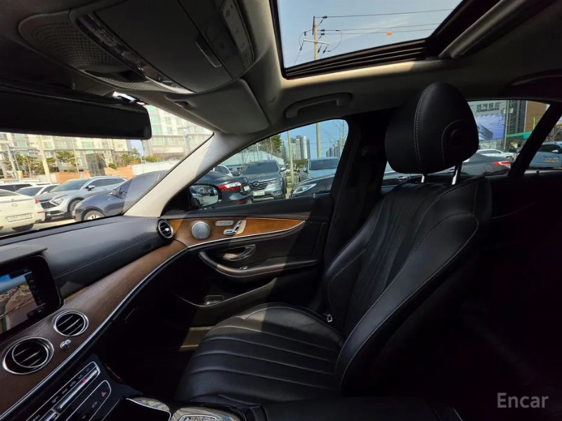 car Mercedes Benz E Class id68598 photo #10
