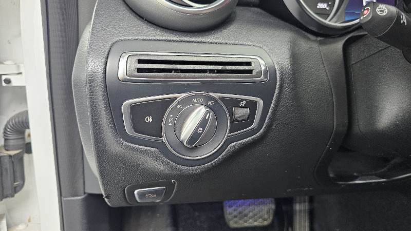 car Mercedes Benz C Class id68666 photo #27