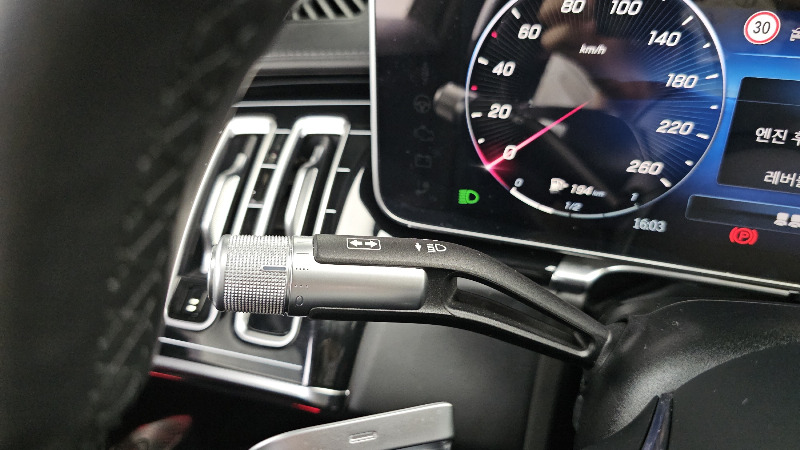 car Mercedes Benz S Class id68667 photo #19