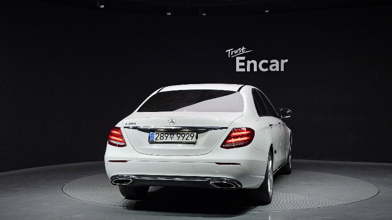 car Mercedes Benz E Class id68671 photo #4