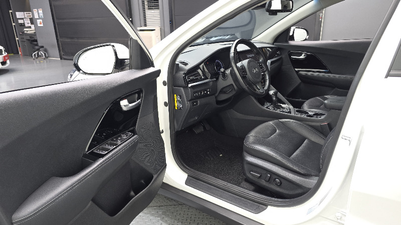 car KIA Niro id68678 photo #10
