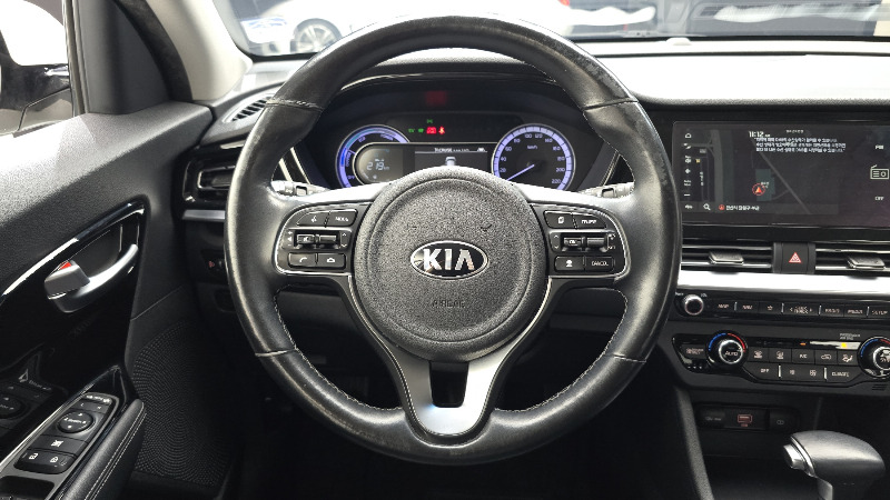 car KIA Niro id68678 photo #13
