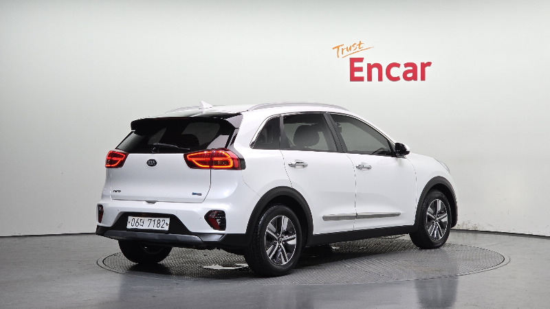 car KIA Niro id68678 photo #2