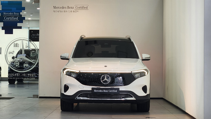 car Mercedes Benz EQB id68700 photo #2