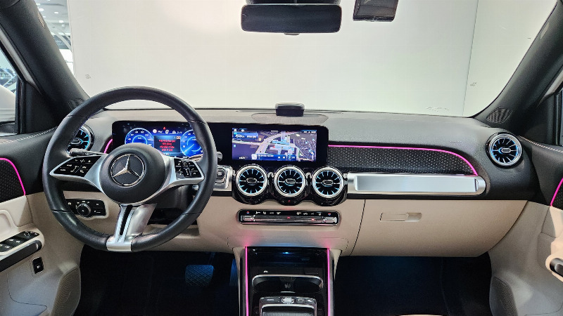 car Mercedes Benz EQB id68700 photo #8