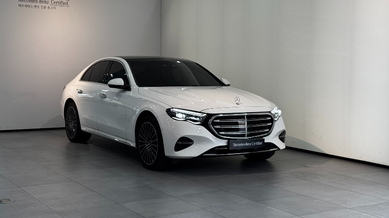car Mercedes Benz E Class id68701 main photo